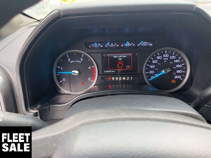 2018-ford-f550-image-11
