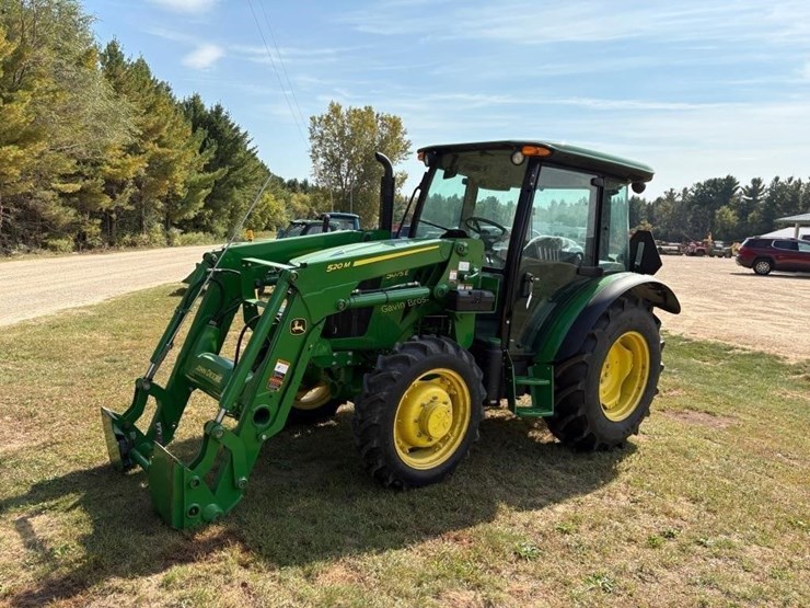 2018-john-deere-5075e-image-1