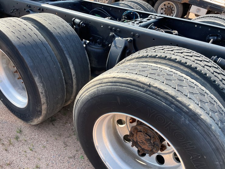 #2700-•-2003-freightliner-m2112-cab-and-chassis-(has-wi-salvage-title)-(mosinee,-wi)-image-20