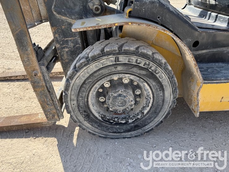 2018-komatsu-fg25t-16-image-10