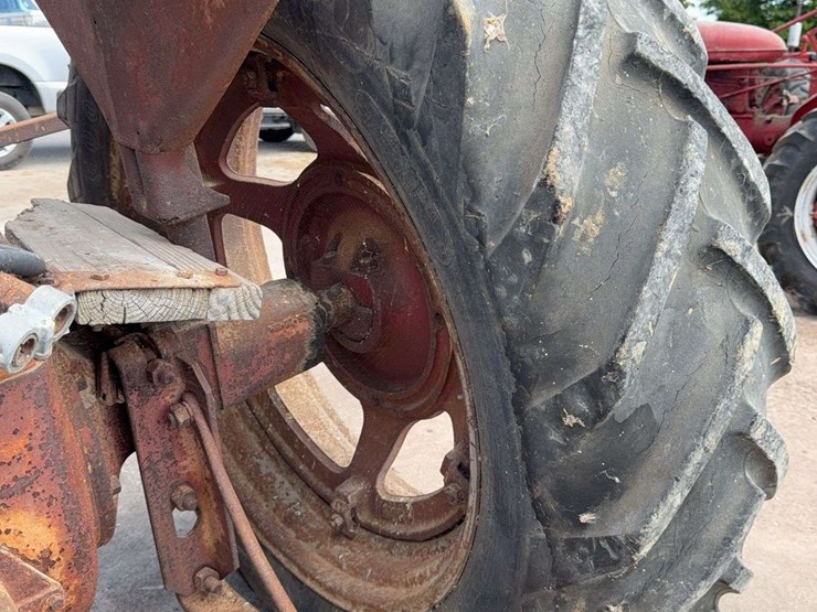 farmall-m-image-22