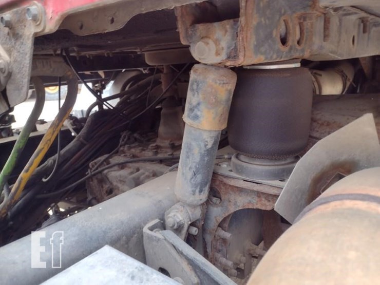 2012-mack-pinnacle-cxu613-image-29