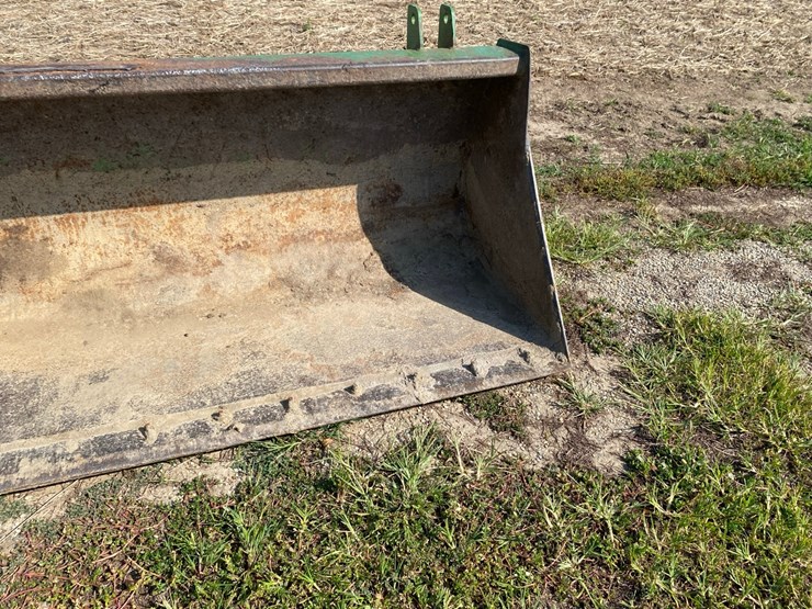 john-deere-7-image-4