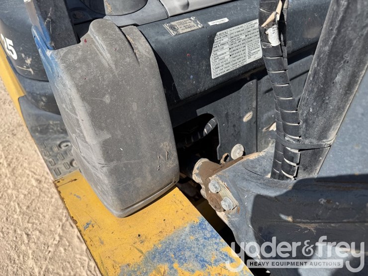 2018-komatsu-fg25t-16-image-16