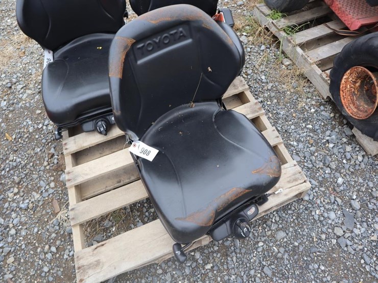 tractor-seat-image-2