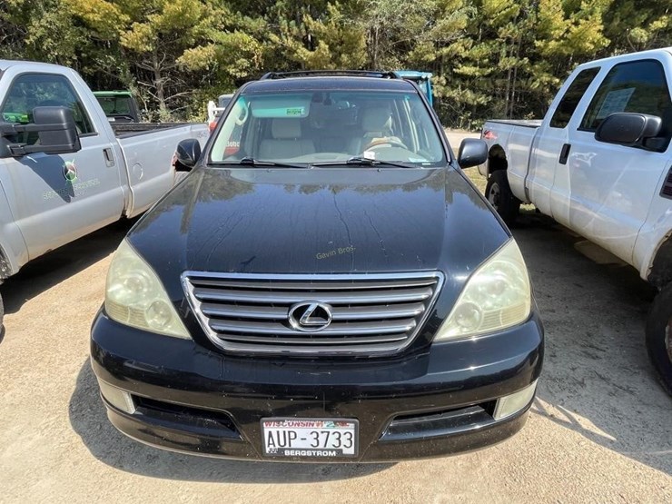 2004-lexus-gx470-suv-image-2