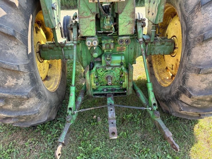 john-deere-4020-image-8