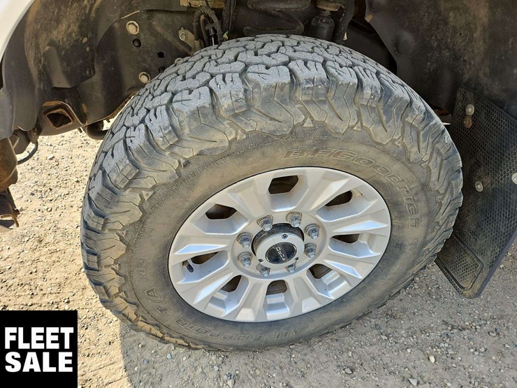 2021-ford-f250-image-23