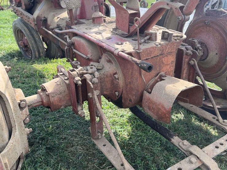 farmall-h-image-45