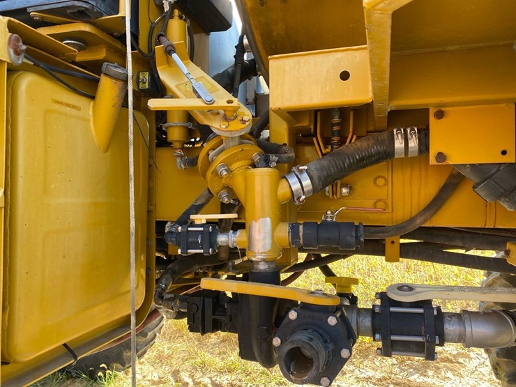 1997-rogator-854-image-32