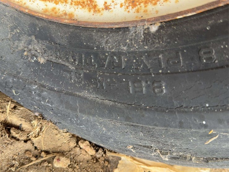 farmall-560-image-13