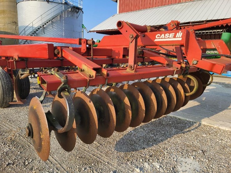 case-ih-4200-image-35