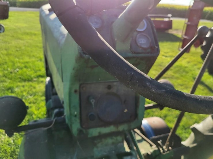 john-deere-630-image-42