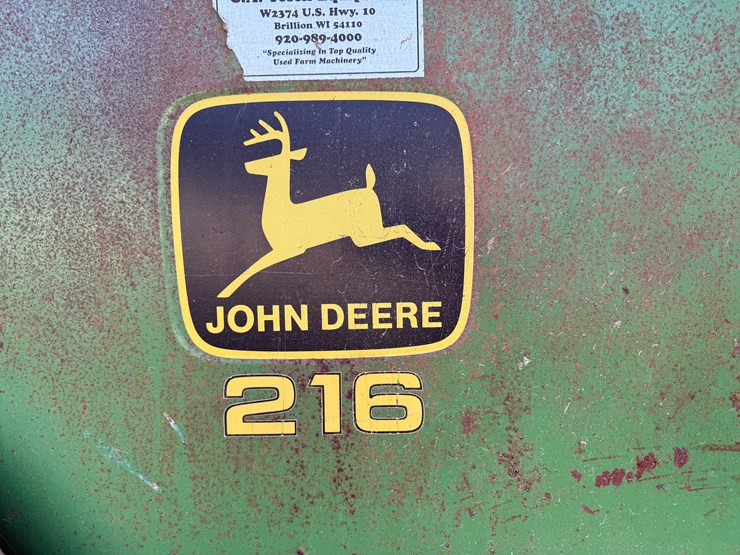 john-deere-216-image-5