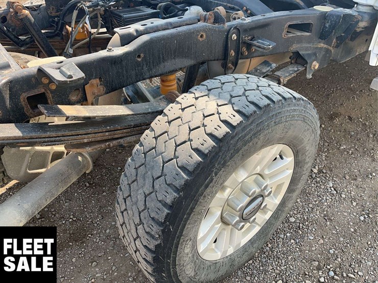 2018-ford-f350-image-18