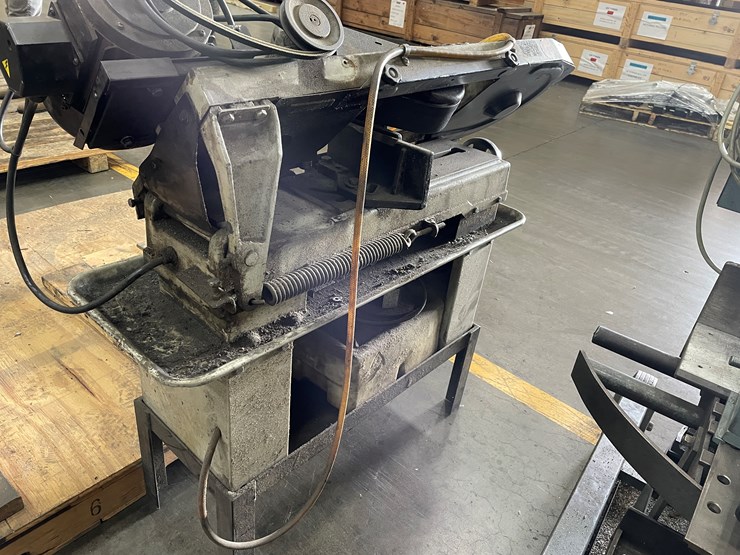 #8052-•-msc-industrial-supply-co-metal-cutting-band-saw-image-2