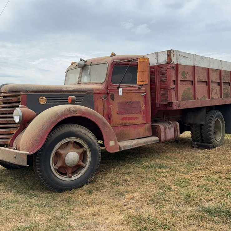 Federal Grain Truck