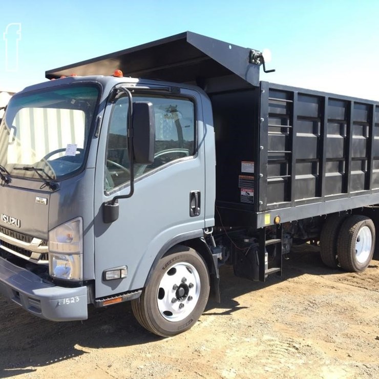 2017 ISUZU NRR