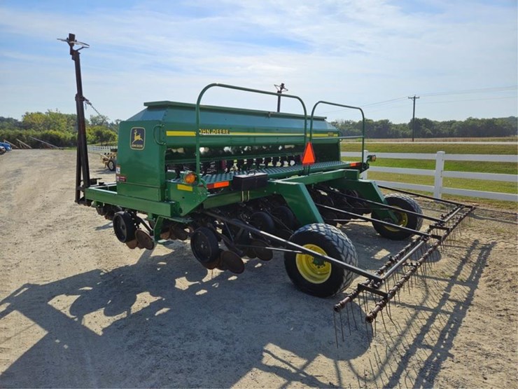 2022-john-deere-1590-image-22