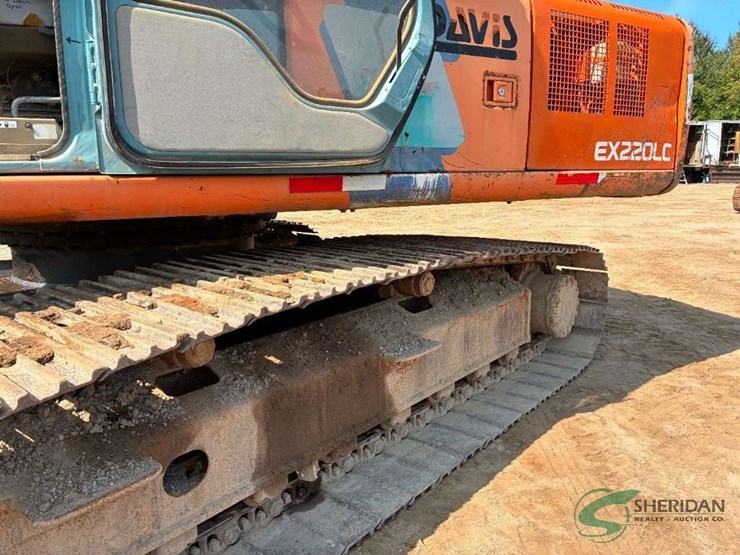 hitachi-ex200-lc-image-32