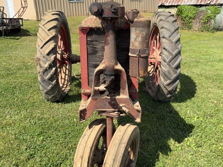 farmall-f-14-image-23