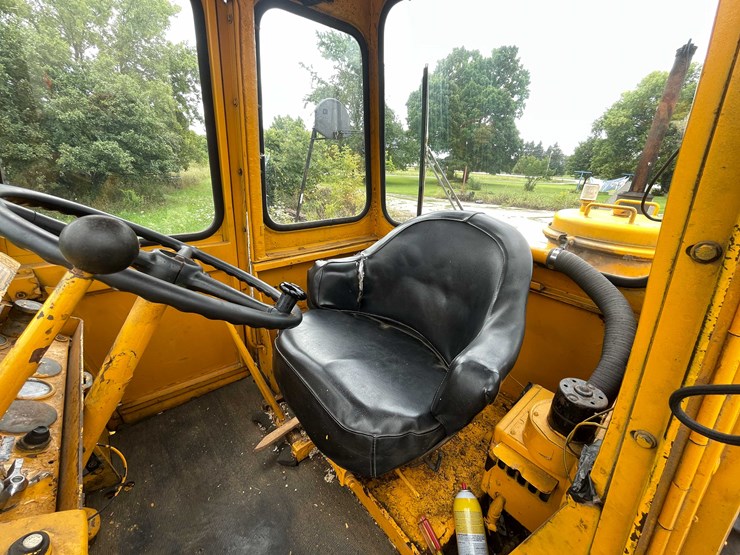 #1108-•-hough-60-b-payloader-(located-in-appleton,-wi)-image-39