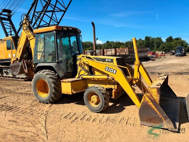 deere-310e-image-1