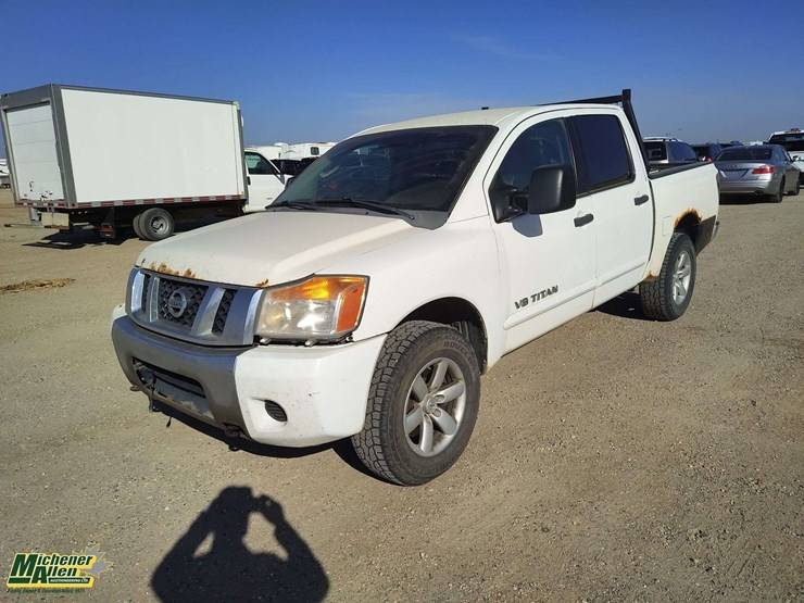 2009-nissan-titan-image-20