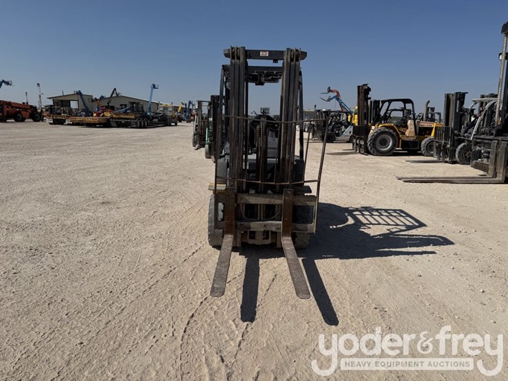 2018-komatsu-fg25t-16-image-8
