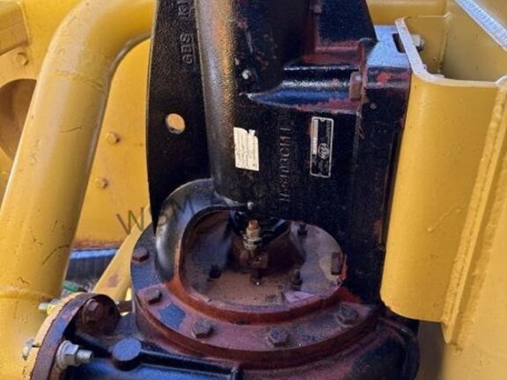 2007-caterpillar-613c-image-15