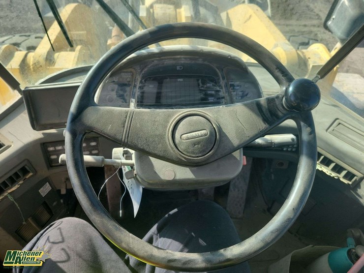 komatsu-wa500-image-15