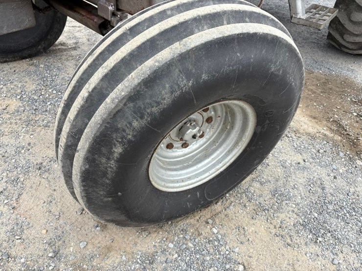 massey-ferguson-2675-image-15