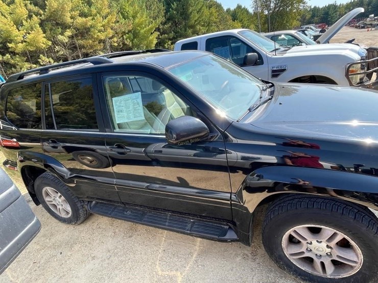 2004-lexus-gx470-suv-image-4