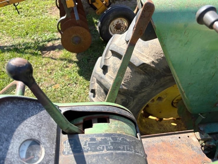 john-deere-4020-image-11