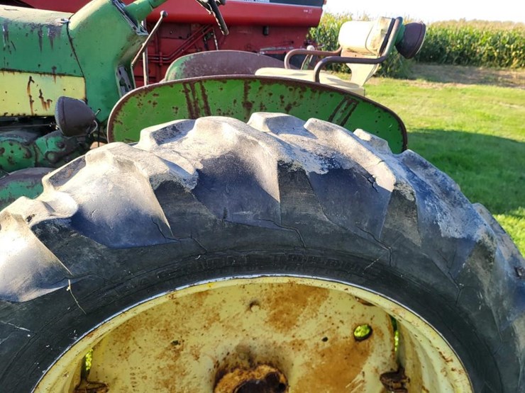john-deere-630-image-19