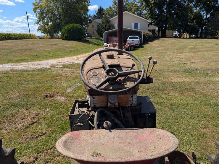 farmall-340-diesel-image-7