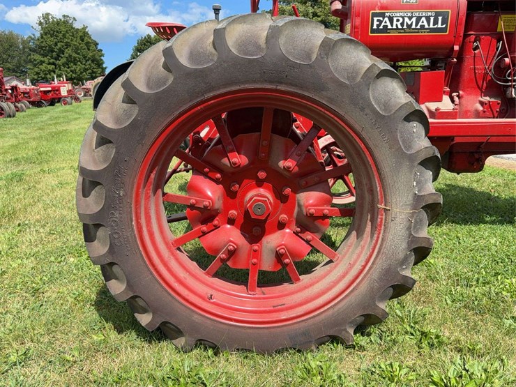 farmall-f-30-image-23
