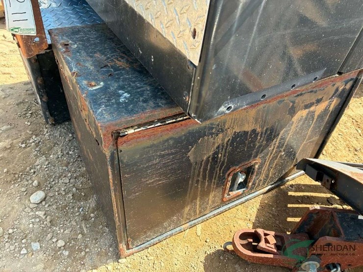 truck-step-tool-boxes-image-2