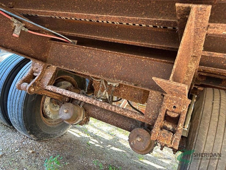 storage-trailer-image-14