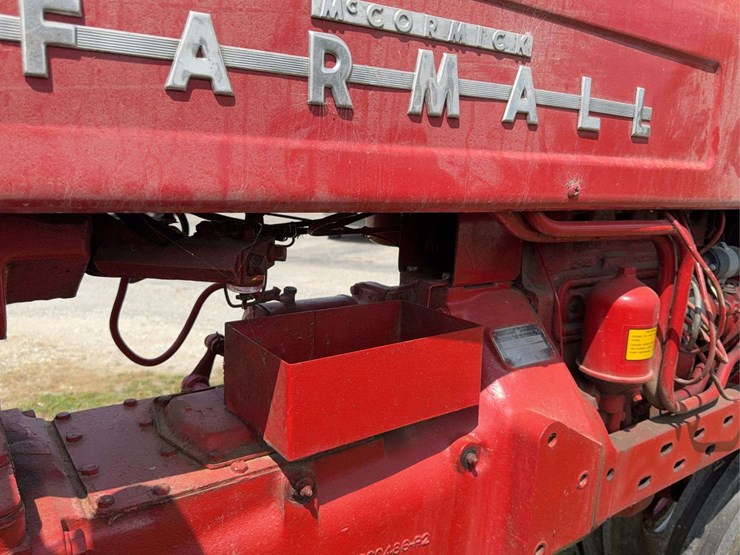 farmall-300-image-77