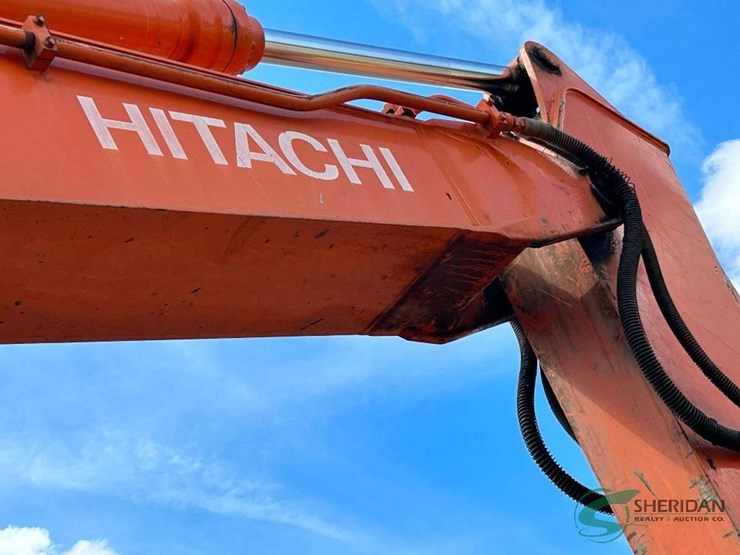 hitachi-ex200-lc-image-11