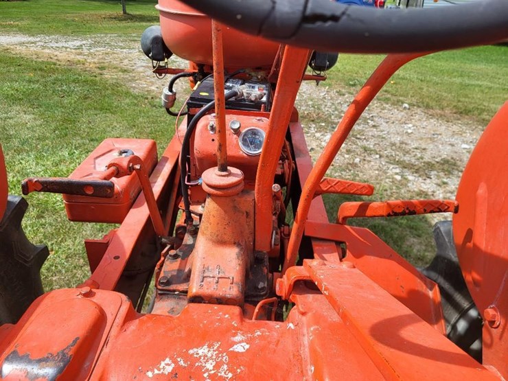 allis-chalmers-wd-tractor-image-37