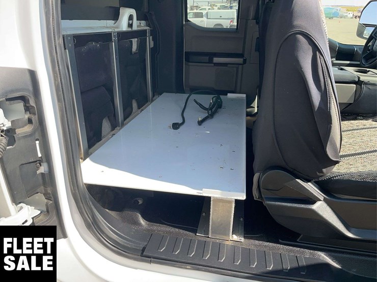2020-ford-f350-image-18