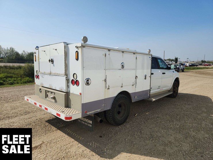 2014-ram-3500-slt-image-4