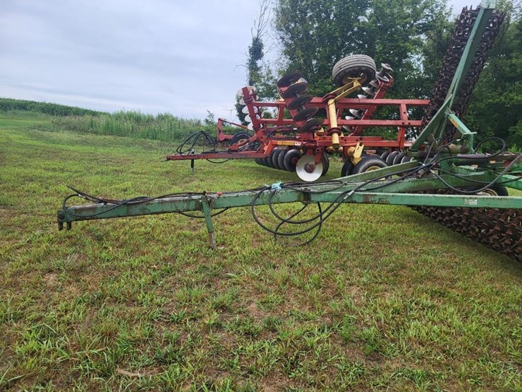 brillion-22'-crowfoot-cultipacker-image-3