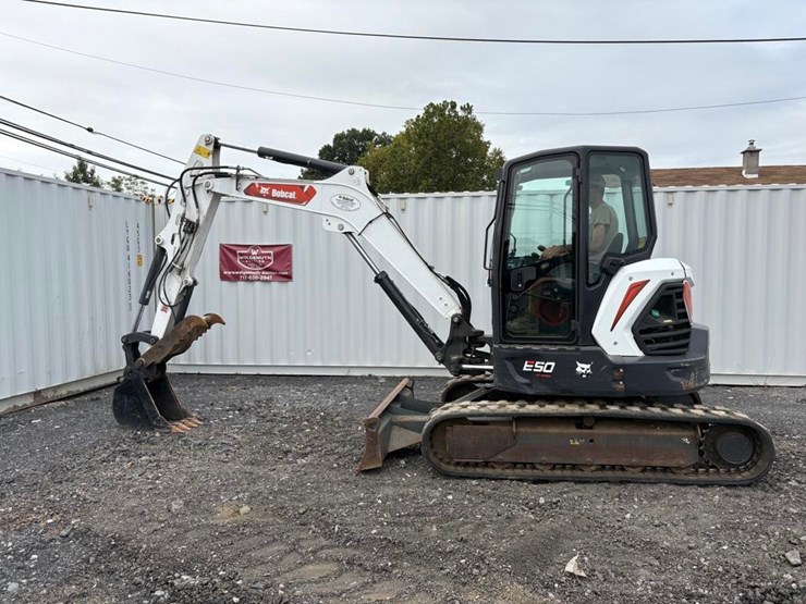 2022-bobcat-e50-image-2