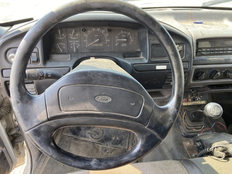 1997-ford-f350-xl-image-18