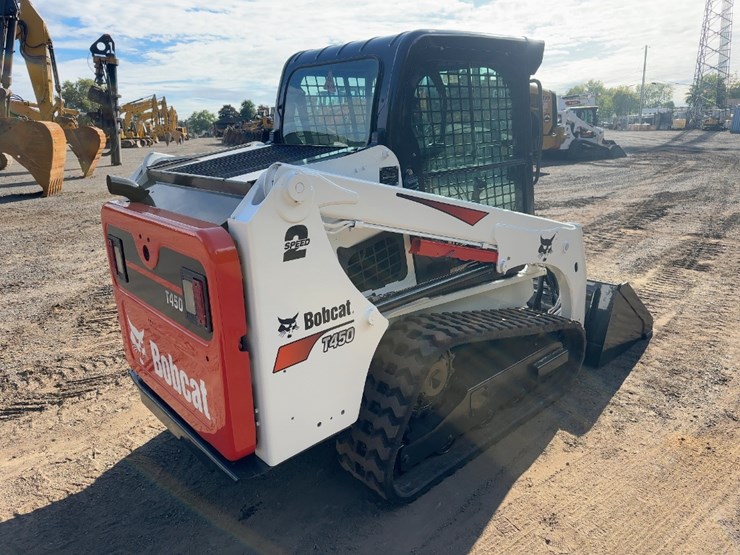 2017-bobcat-t450-image-5