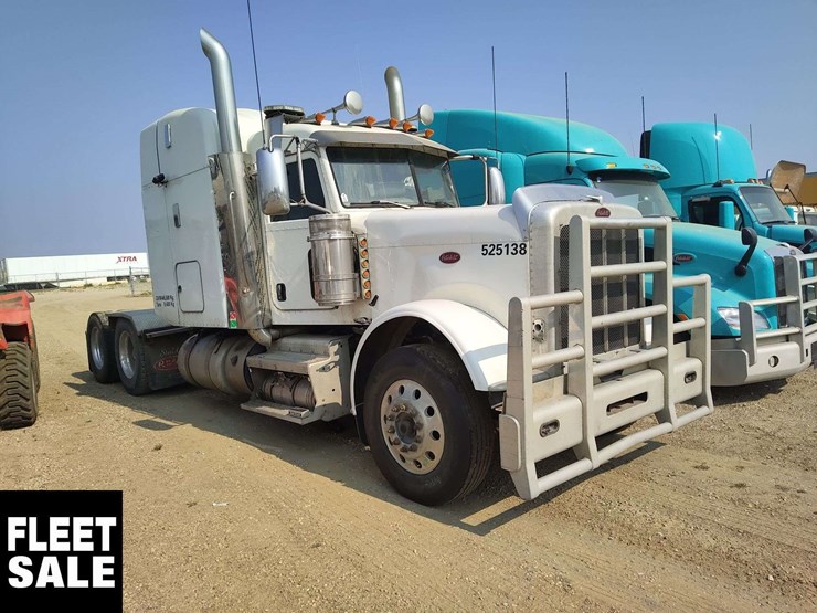 2015-peterbilt-388-image-4