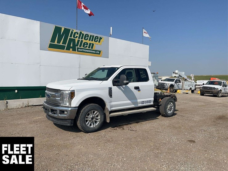 2018-ford-f350-image-1